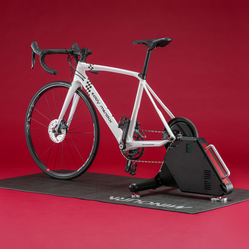 Minoura Intelligenter Turbo-Trainer Kagura LSD9200 – Bild 3