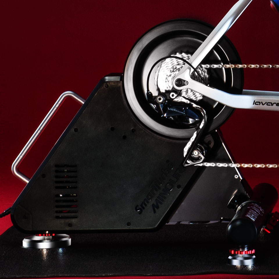 Minoura Intelligenter Turbo-Trainer Kagura LSD9200 – Bild 4