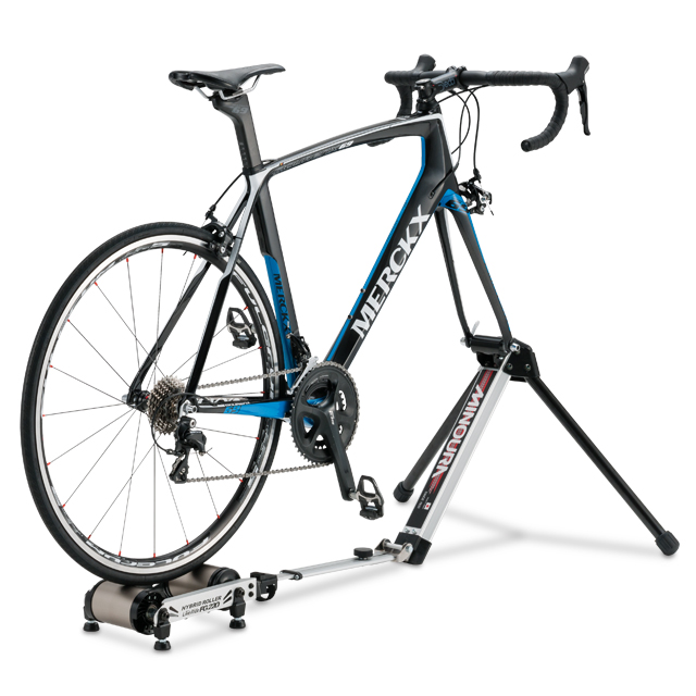 Minoura Hybrid-Rollentrainer FG220