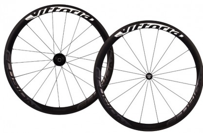 Vittoria Elusion Carbon 30c Clincher Laufradsatz Shimano OEM