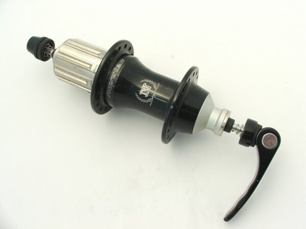 Cubo Traseiro Novatec FO62SB 32H 135mm Rolamentos Selados Preto